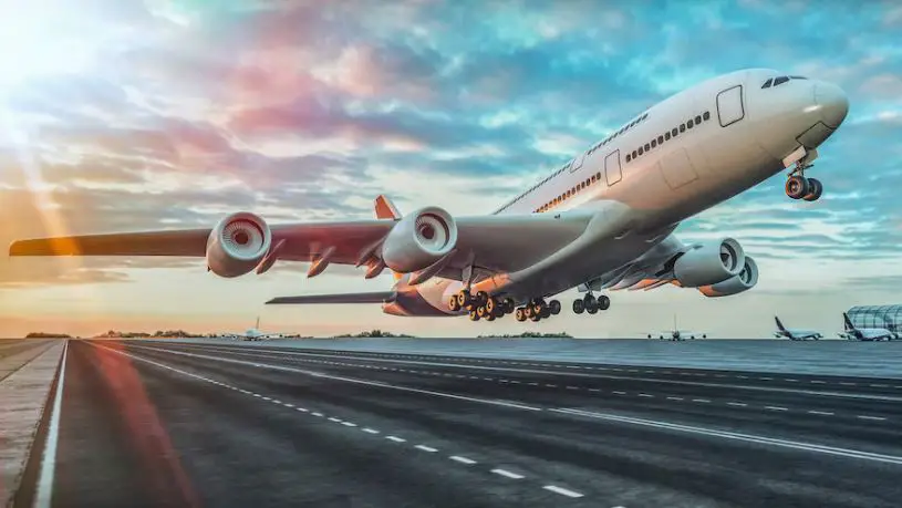 أفضل 10 مطارات في العالم لعام 2023
