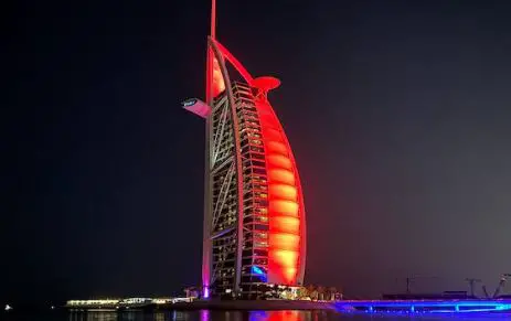 معلومات عن برج العرب في دبي 2024